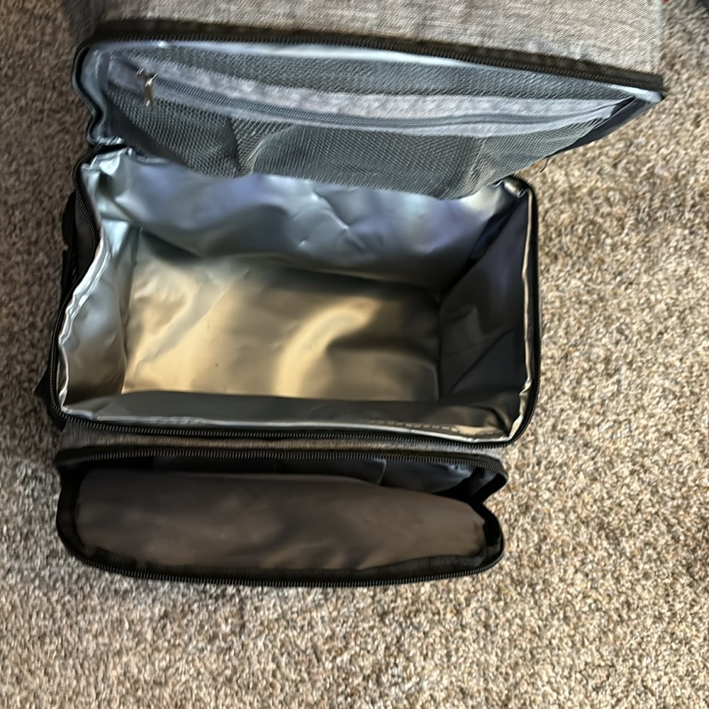 Backpack - Picture 2 of 4